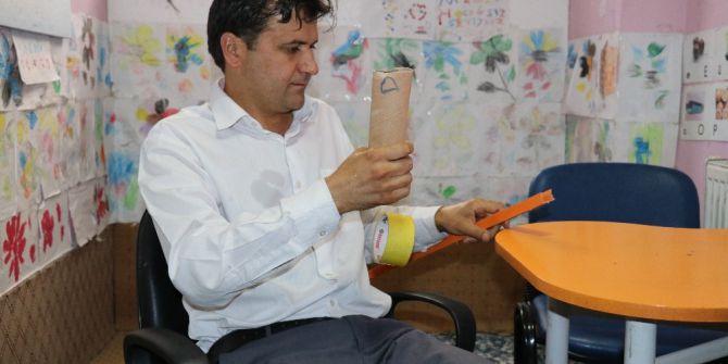 Gaziantep’te Yuvadan Düşen Kuş İlginç Bir Yöntemle Yeniden Yuvasına Yerleştirildi