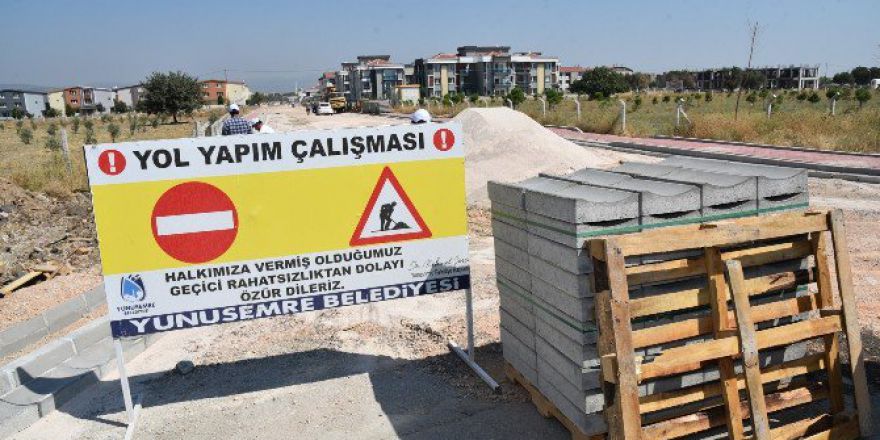 Yunusemre’de Kilitli Parke Taşsız Sokak Kalmayacak