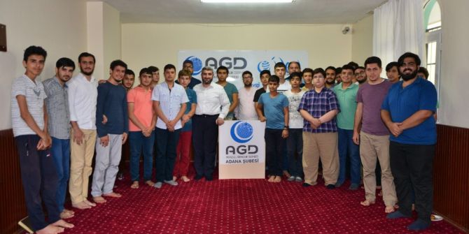 Çalışkan Gençlere Faizsiz Ekonomiyi Anlattı