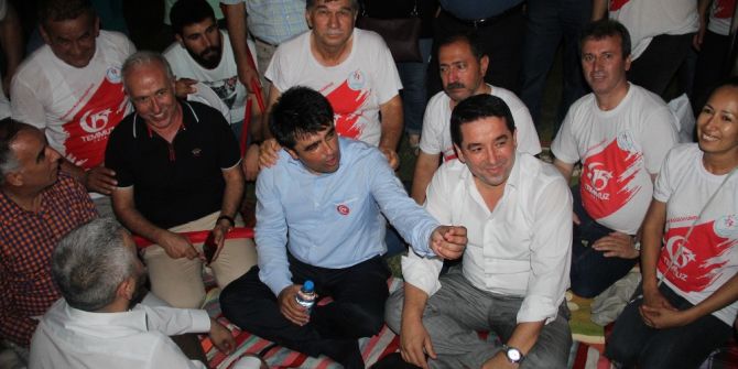 Ak Parti Mezitli Tam Kadro Nöbet Tuttu