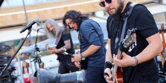 Necati Ve Saykolar İzmir’de Hayranları İle Buluştu