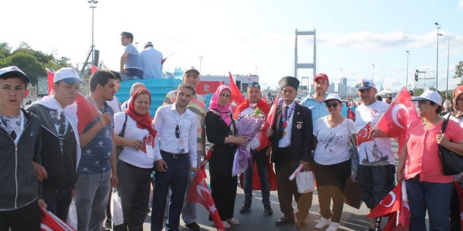 Karesi, 15 Temmuz Şehitler Köprüsü’nde Anma Etkinliğine Katıldı.