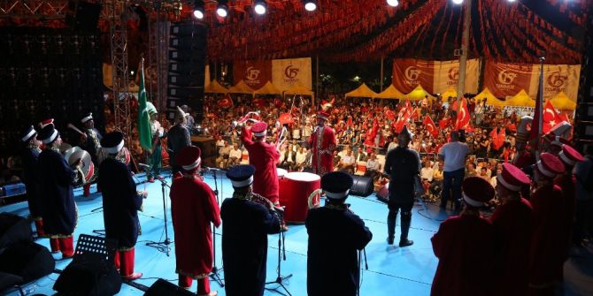 Aziz Milletimizin İradesi Yine Meydanlardaydı