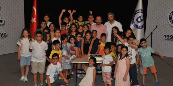 Adü Çocuk Üniversitesi 2. Dönem Mezunlarını Verdi