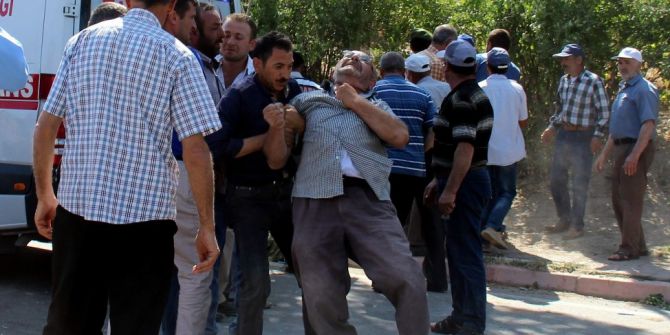 Ehliyetsiz Sürücü Akrabasını Ezdi, Yakınları Sinir Krizi Geçirdi