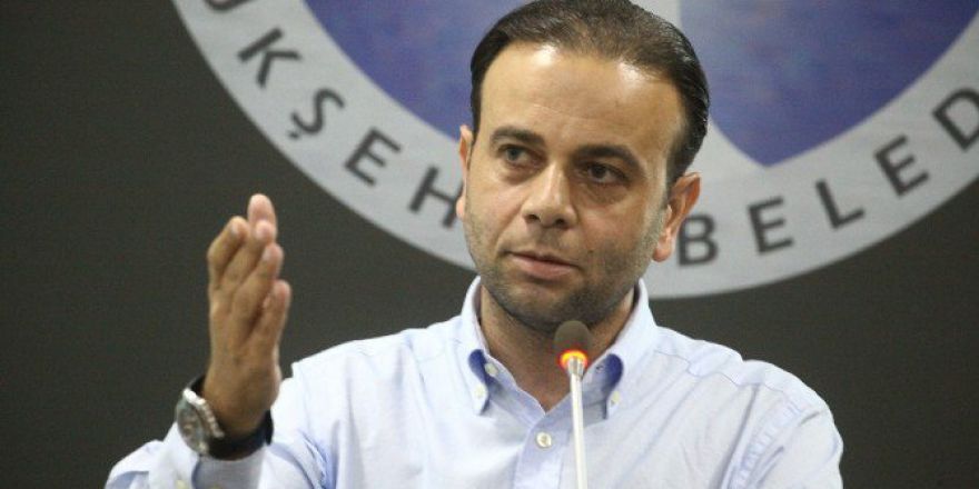 Devlet Bahçeli Bulvarı’nın Tabelası Sökülebilir