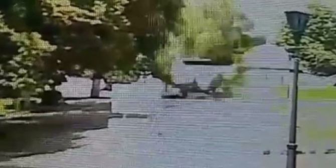 Turistik Gezi İçin Gittiği Ukrayna’da Üzerine Ağaç Düştü