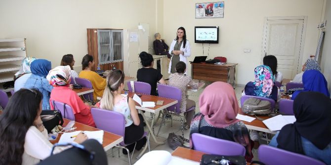 Kaymek 14 Merkezde 99 Branşta Hizmet Veriyor