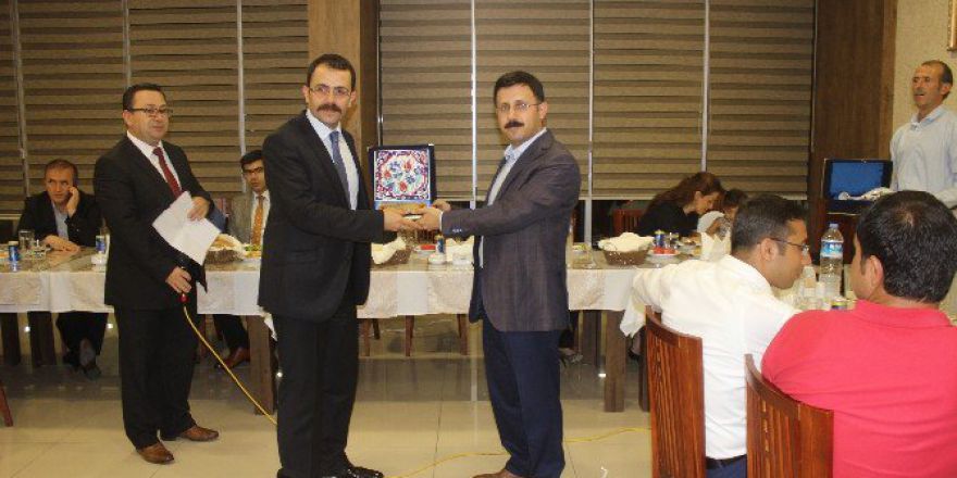 Adalet Sarayı’nda Veda Yemeği