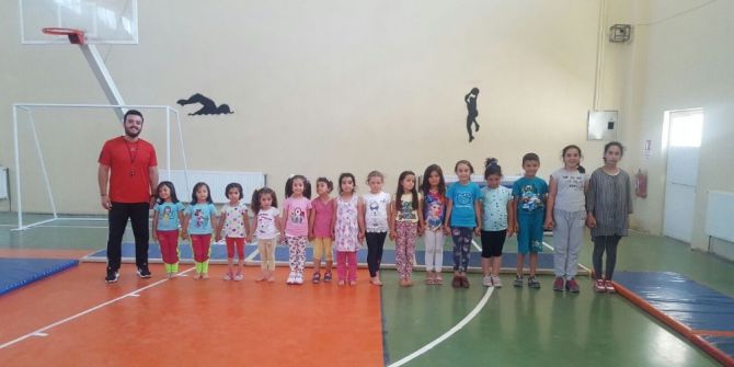 Pazarlar’da Yaz Spor Okulu Açıldı