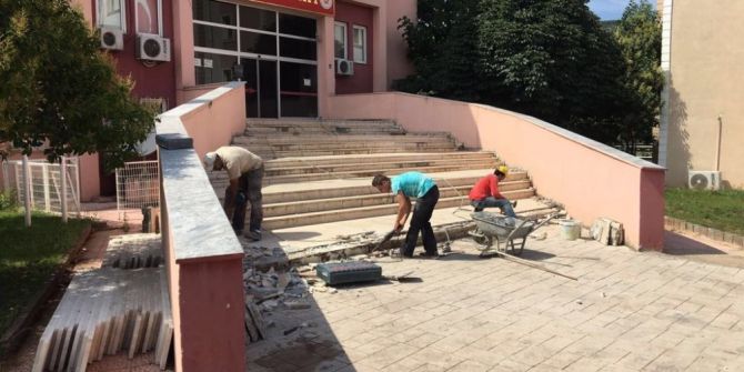 Körfez Adliyesi’nin Merdivenleri Yenileniyor