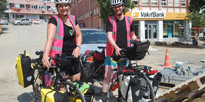 İrlandalı Turistlerin Bisikletle Avrupa Turu