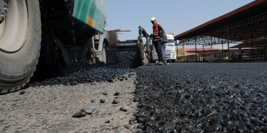 Bağıvar Ve Bismil’de Sıcak Asfalt Çalışması