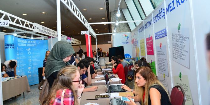 Beygem, Üniversite Tercih Fuarı’na Katılan İlk Ve Tek Belediye Kurumu Oldu