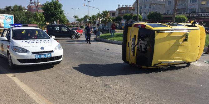 Manavgat’ta Trafik Kazası: 9 Yaralı