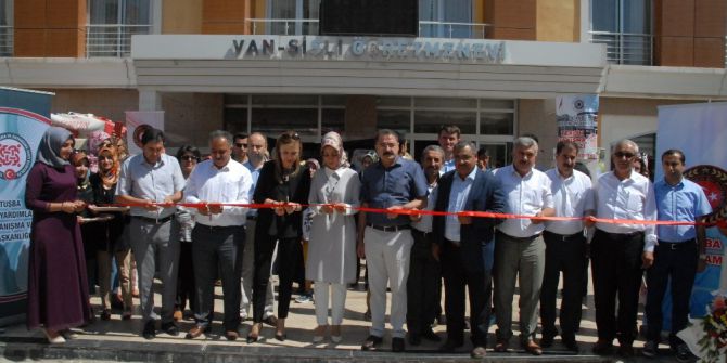Tuşba’da ’El Emeği Göz Nuru’ Sergisi