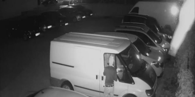 Cezaevi Firarisi Oto Hırsızı İş Başında Yakalandı