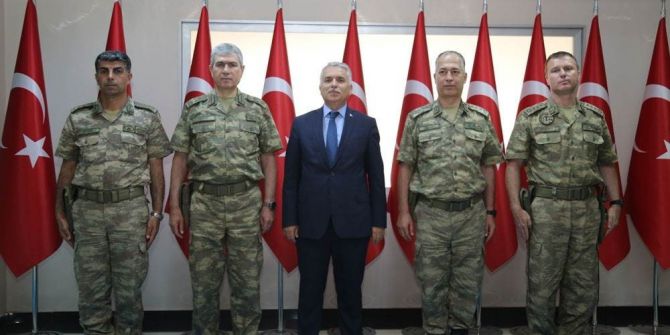 Korgeneral Uyar’dan Muş Valisi Yıldırım’a Ziyaret