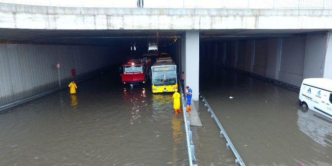 Avrasya Tünel Girişindeki Su Birikintisi Havadan Görüntülendi