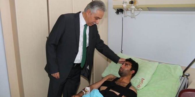 Vali Toprak, Yaralı Askerleri Ziyaret Etti