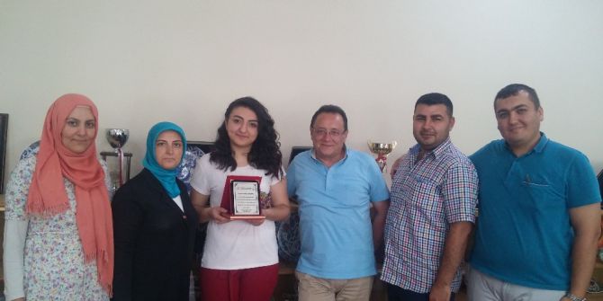 Meslek Lisesi Öğrencisinin Hedefi Tıp Fakültesi