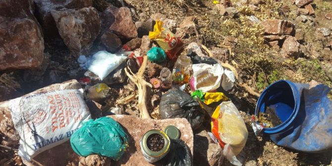Teröristlere Ait Toprağa Gömülü Gıda Maddesi Ele Geçirildi