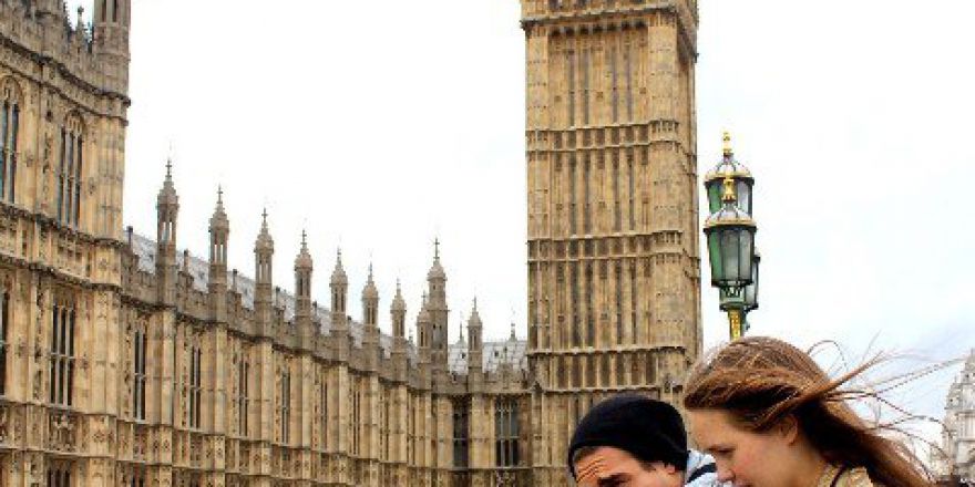 Gaü’den Kıbrıs’ta Çalışanlara Londra Üniversitesi’nden Mezun Olma Fırsatı