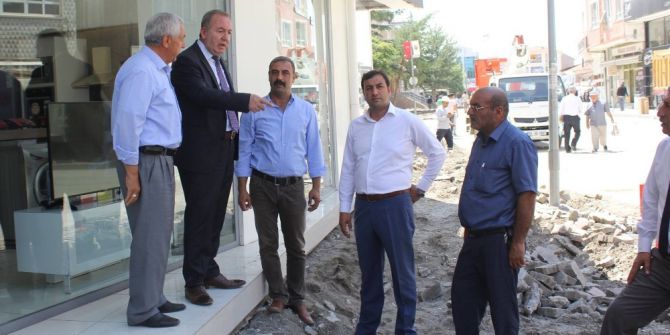 Başkan Şahiner Çalışmaları Yakından Takip Ediyor
