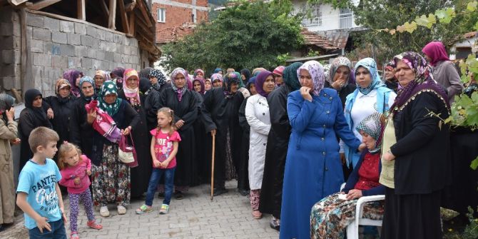 Gümüşhane’de Zehirlenen Maden İşçileri Son Yolculuğuna Uğurlandı