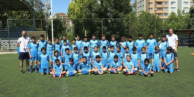 Futbol Yaz Okullarında Çalışmalar Devam Ediyor