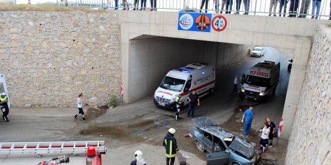 Otomobil Köprüden Uçtu: 1 Ölü, 1 Yaralı