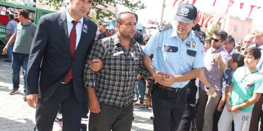 Mardin Şehidi Dualarla Toprağa Verildi