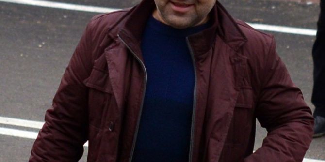 Komiser Ve Oto Galericiler Sitesi Başkanı Rüşvete Aracılıktan Tutuklandı