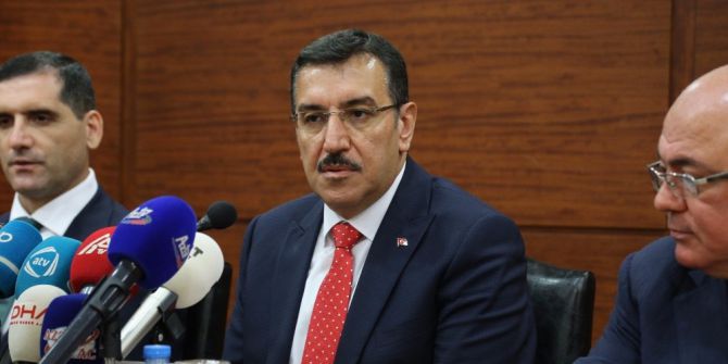 Gümrük Ve Ticaret Bakanı Tüfenkci Bakü’de İş Adamlarıyla Buluştu