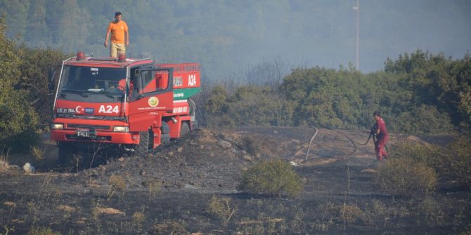 İzmir’de Makilik Alanda Yangın
