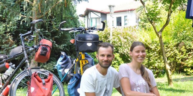 Dünya Evine Girmeden Evvel Bisikletle Dünya Turuna Çıktılar