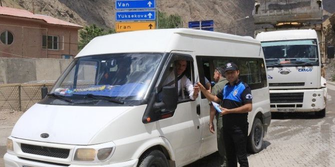 Hakkari’de Sürücüler Bilgilendiriliyor