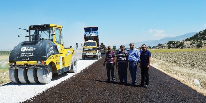 Korkuteli’de Grup Yolları Asfaltlandı