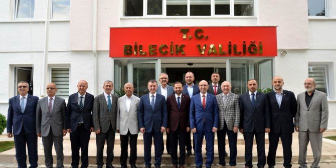 Siyasi Parti İl Başkanlarından Vali Büyükakın’a Ortak Ziyaret