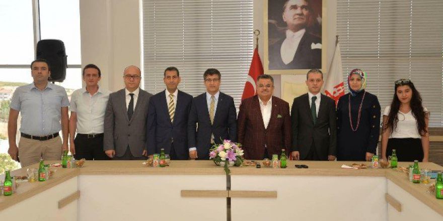 Bilecik’te Çocuklara Ait Yerlerde ‘Dumansız Hava Sahası’ Protokolü