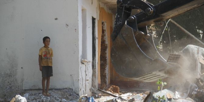 5 Evden 38 Kamyon Çöp Çıktı