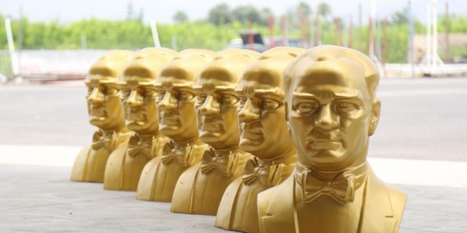 Mezitli’de Belediye, Bütün Sitelere Atatürk Büstü Dikmeye Hazırlanıyor