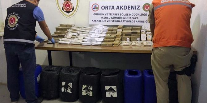 Gemiden Atılan Bidonlardan Uyuşturucu Çıktı