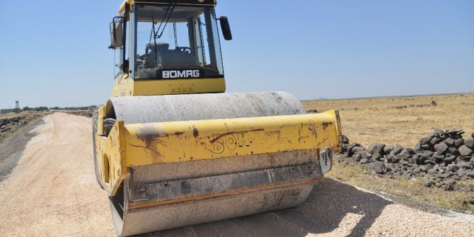 Çınar İlçesinde Kırsal Mahalle Yolları Asfaltlandı