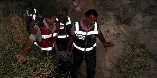 Yaşlı Kadını Altınları İçin Öldürüp 30 Metrelik Define Kuyusuna Gömdüler