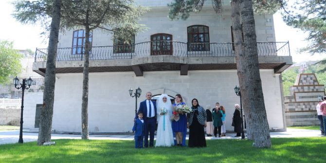 Talas’ın Nostaljik Nikah Salonu Hizmete Hazır