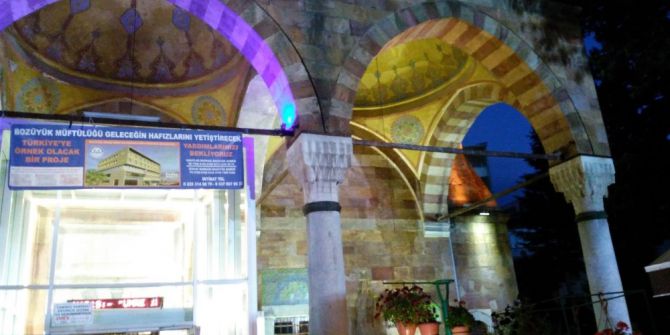 Bozüyük’te Tarihi Cami Tehlike Altında