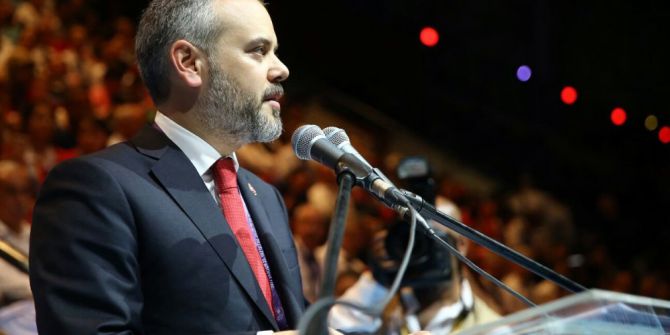 Kabine Dışında Kalan Akif Çağatay Kılıç: "Durmak Yok, Yola Devam"