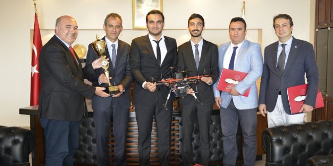 Özer, Beun Uav Takımını Makamında Kabul Etti