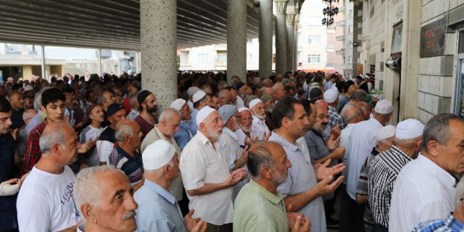 Kayıp Nehir’i Fırtına Deresi’ne Ararken Boğularak Hayatını Kaybeden Gençler Toprağa Verildi